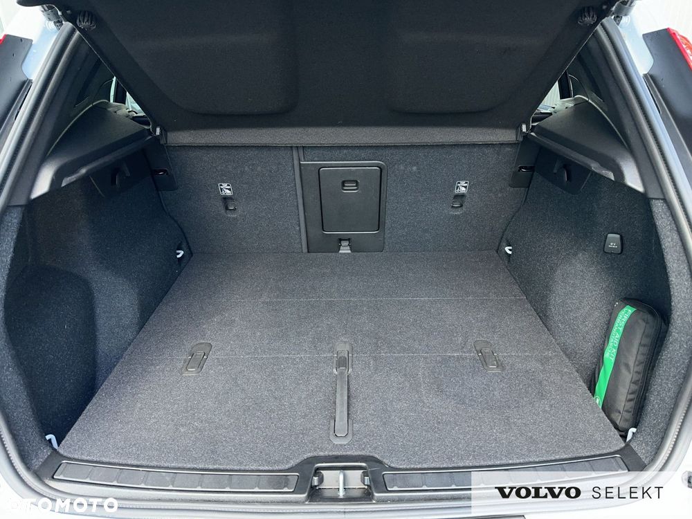Volvo XC 40 - 20
