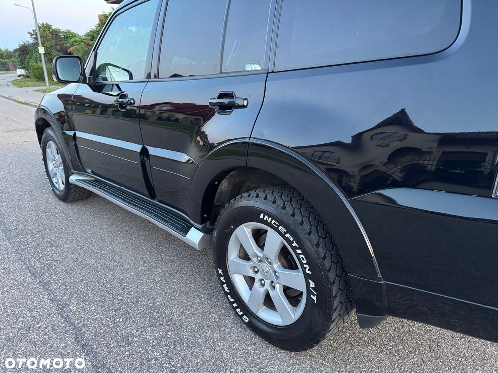 Mitsubishi Pajero 3.2 DI-D Automatik Intense - 19