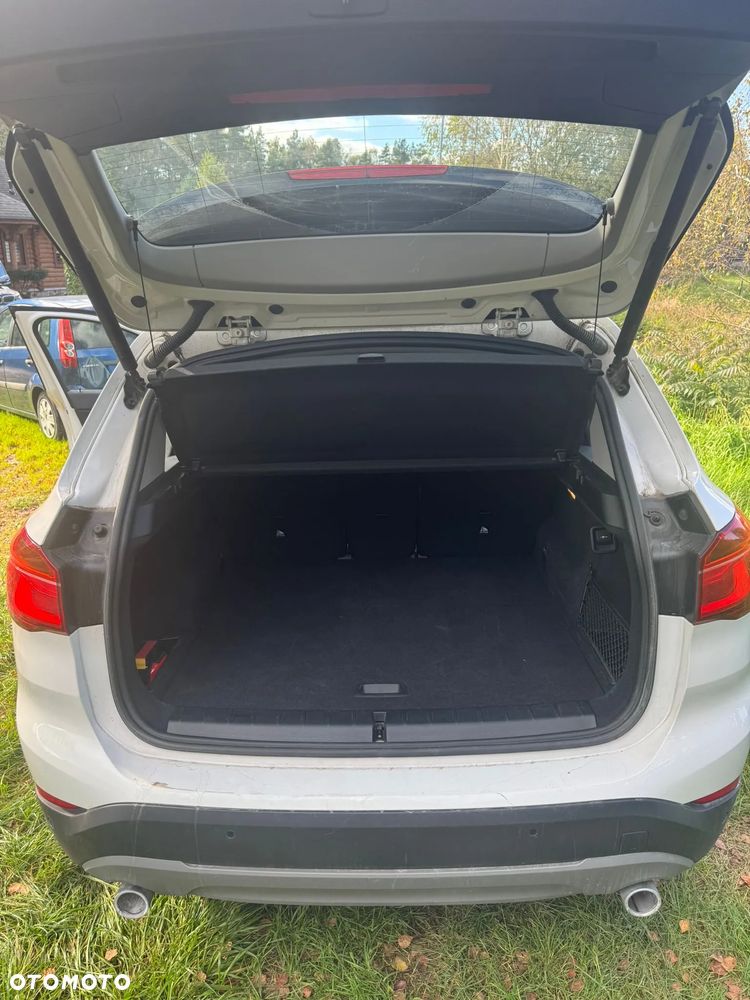 BMW X1 xDrive18d - 3