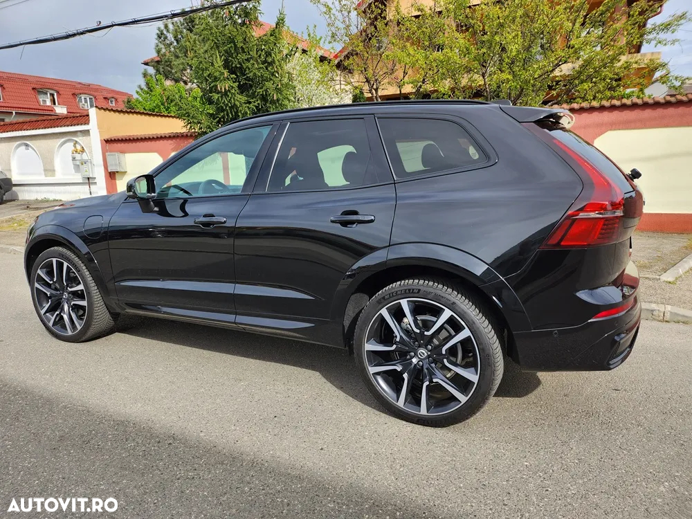 Volvo XC 60 T6 AWD Recharge Ultimate Black Edition - 5