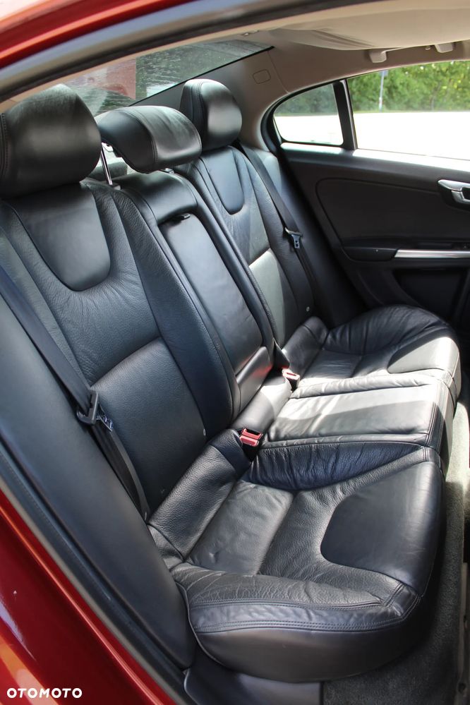 Volvo S60 2.5 T5 - 14