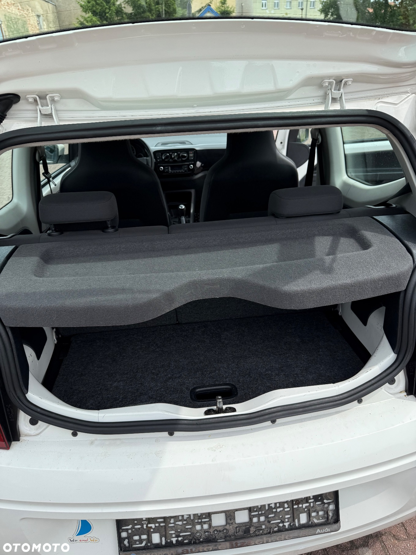 Volkswagen up! 1.0 beats - 23