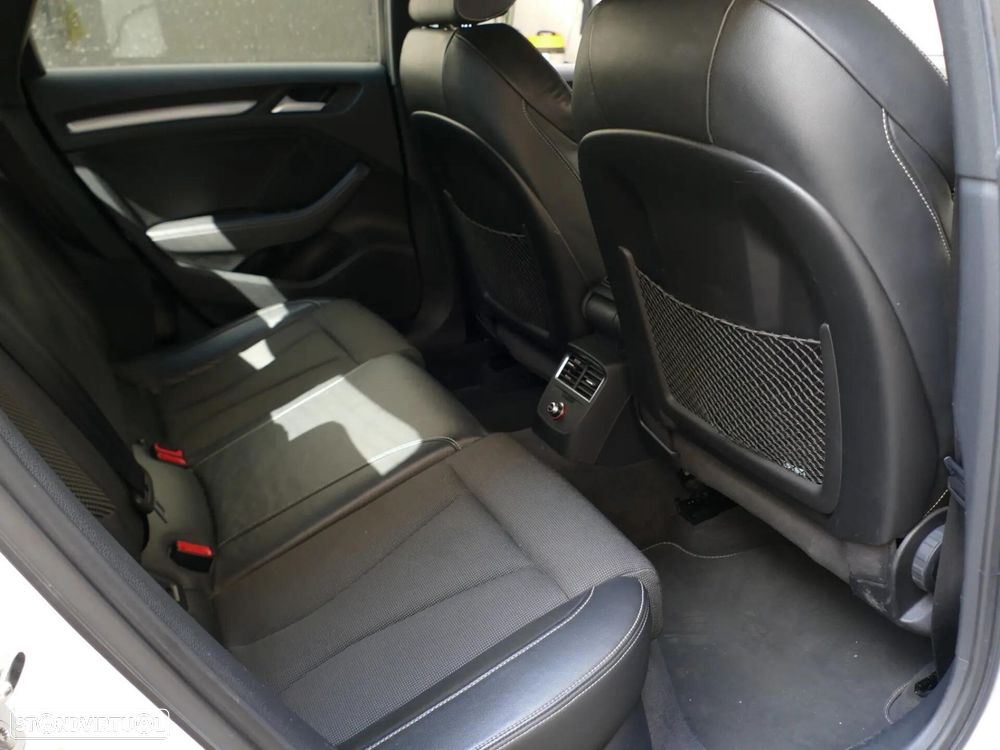 Audi A3 Limousine 1.6 TDI S-line S tronic - 32