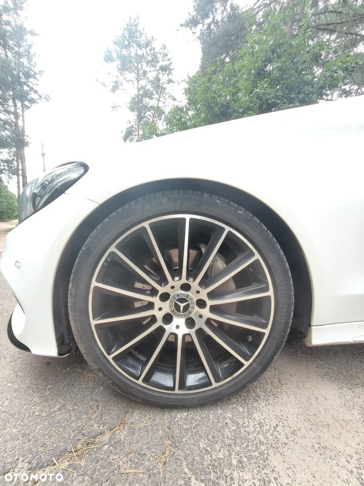 Mercedes-Benz Klasa C 200 4-Matic 9G-TRONIC - 5