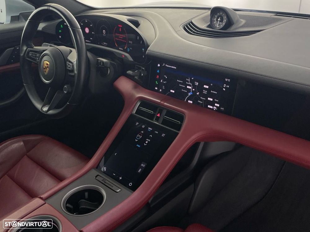 Porsche Taycan Standard - 23