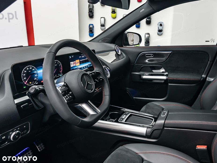 Mercedes-Benz GLA 200 AMG Line - 8