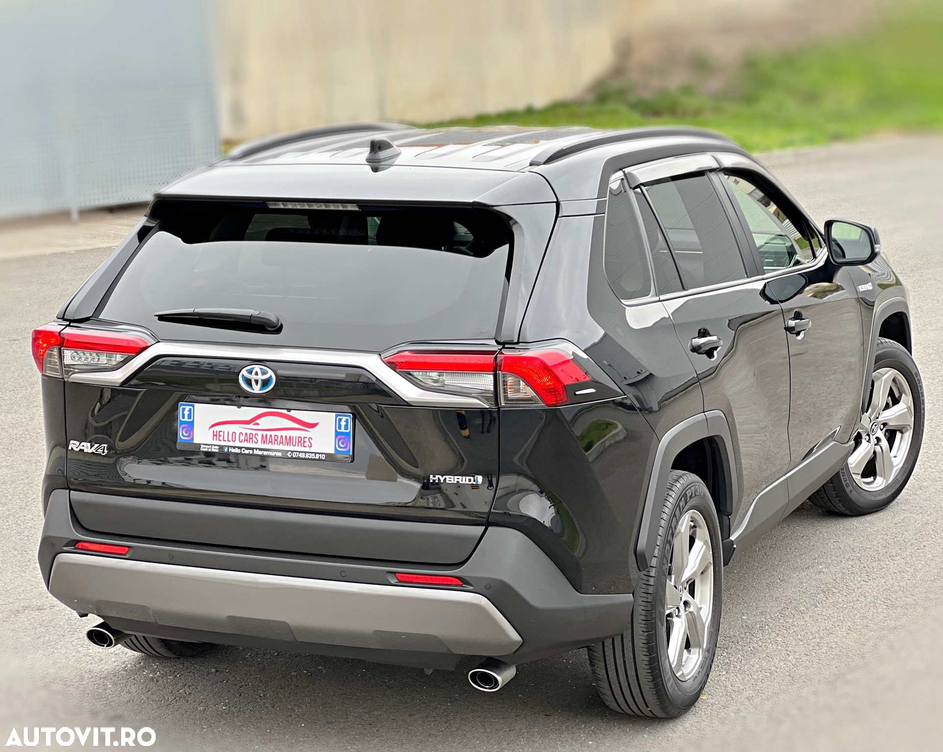 Toyota RAV4 2.5 Hybrid VVT-iE 4x4 Luxury Plus - 18