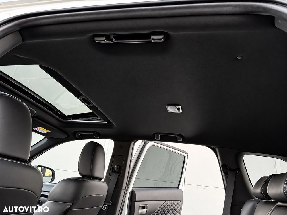 Mitsubishi Outlander - 37