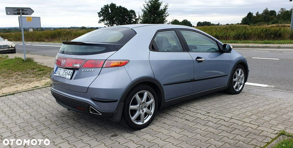 Honda Civic - 4