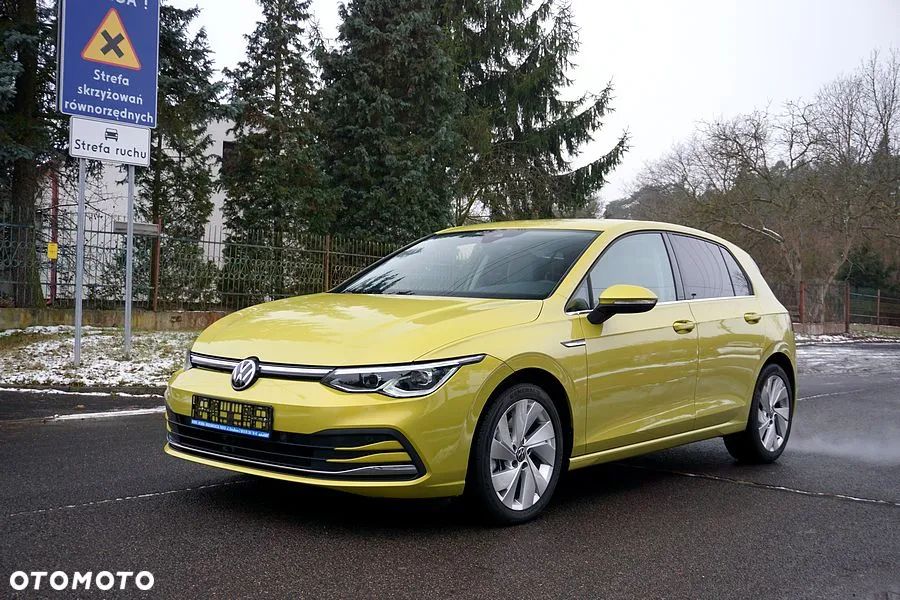 Volkswagen Golf - 10