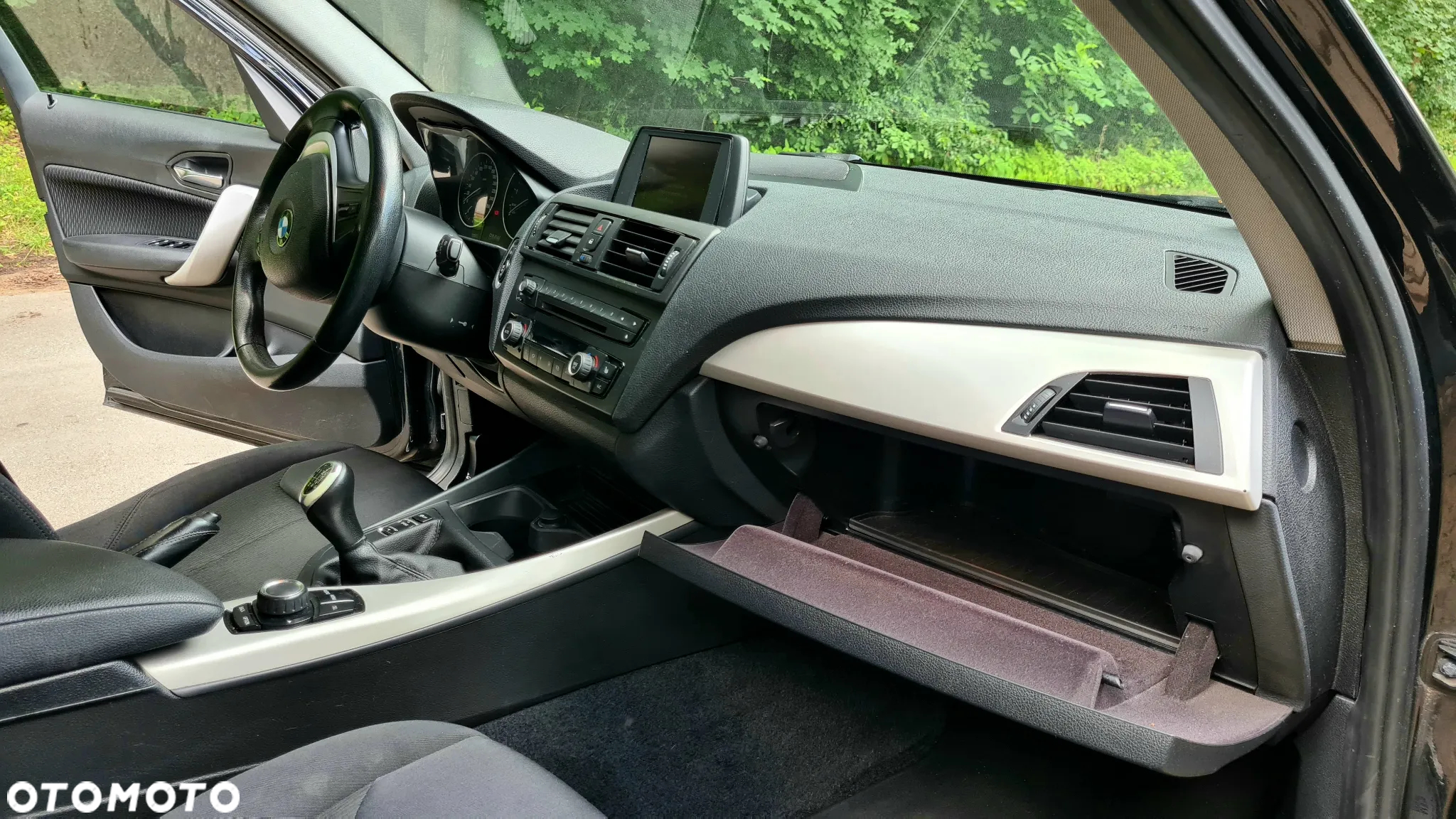BMW Seria 1 116i - 11