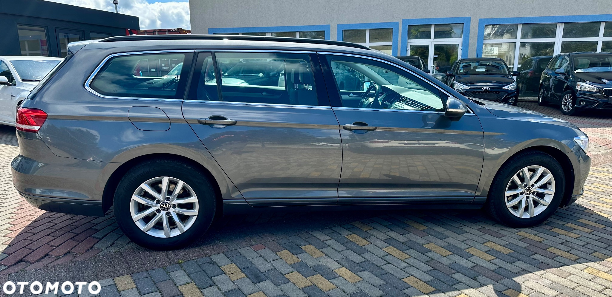 Volkswagen Passat Variant 2.0 TDI SCR DSG Comfortline - 8