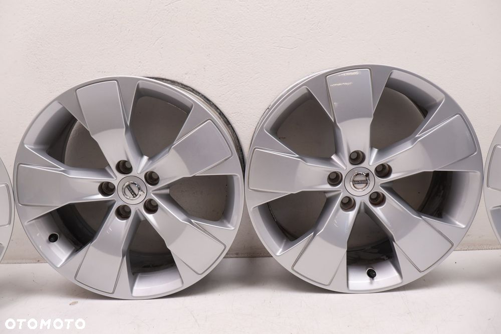 VOLVO XC40 FELGI ALUMINIOWE 18x7.5 31471553 - 3