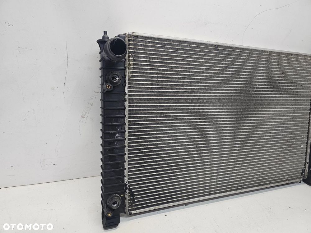 CHŁODNICA WODY AUDI A6 C6 LIFT 3.0 TFSI 4F0121251AF - 2