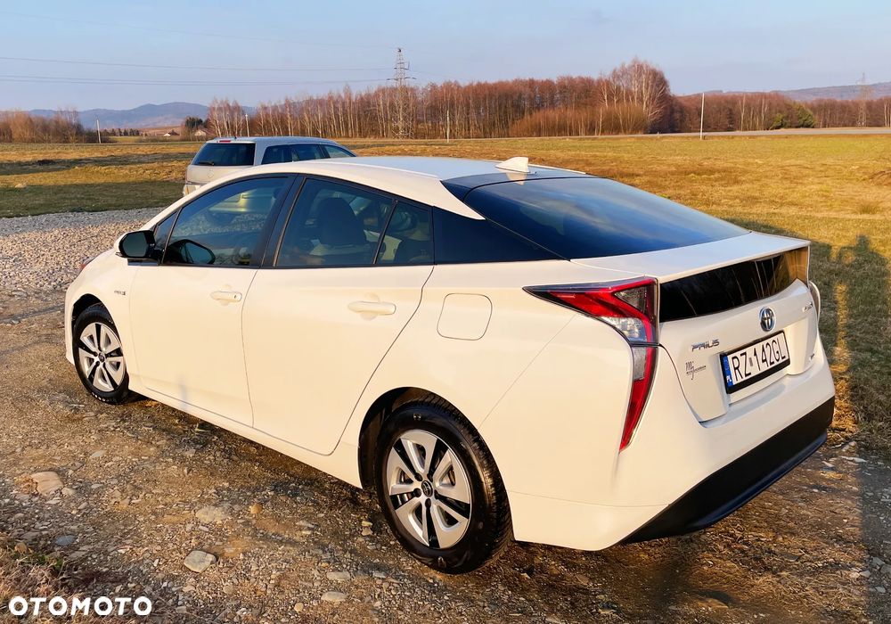 Toyota Prius 1.8 Hybrid Active - 4