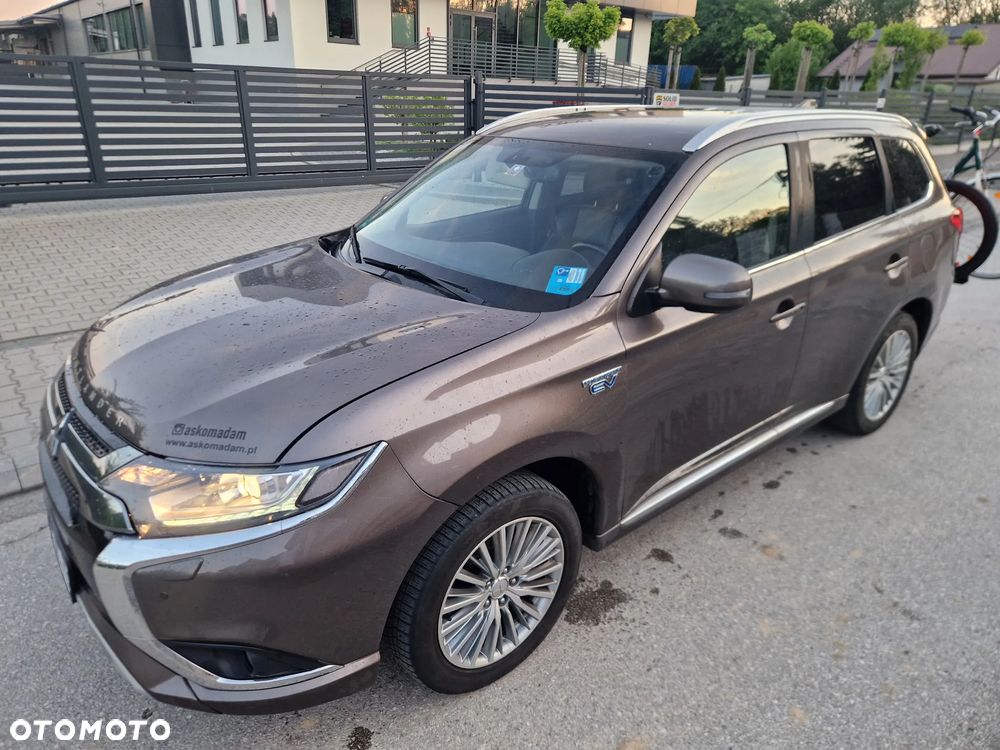 Mitsubishi Outlander 2.4 4WD - 10