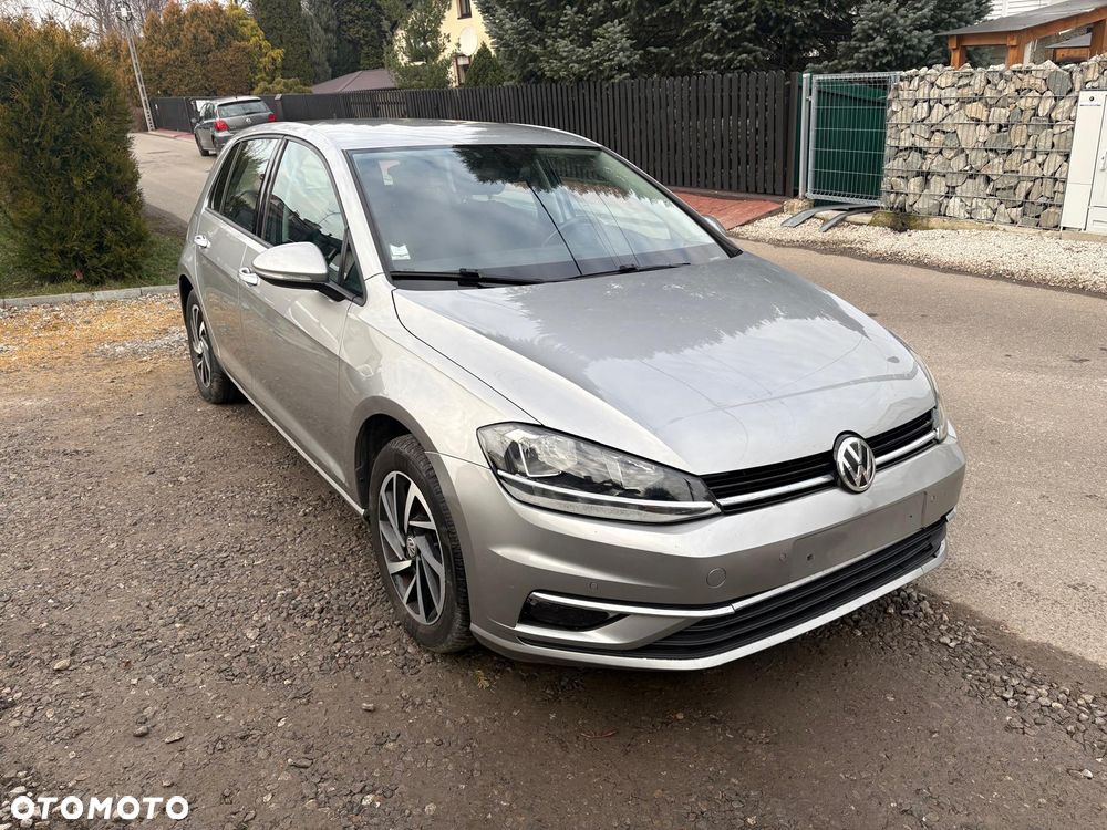 Volkswagen Golf 1.6 TDI SCR Comfortline - 21