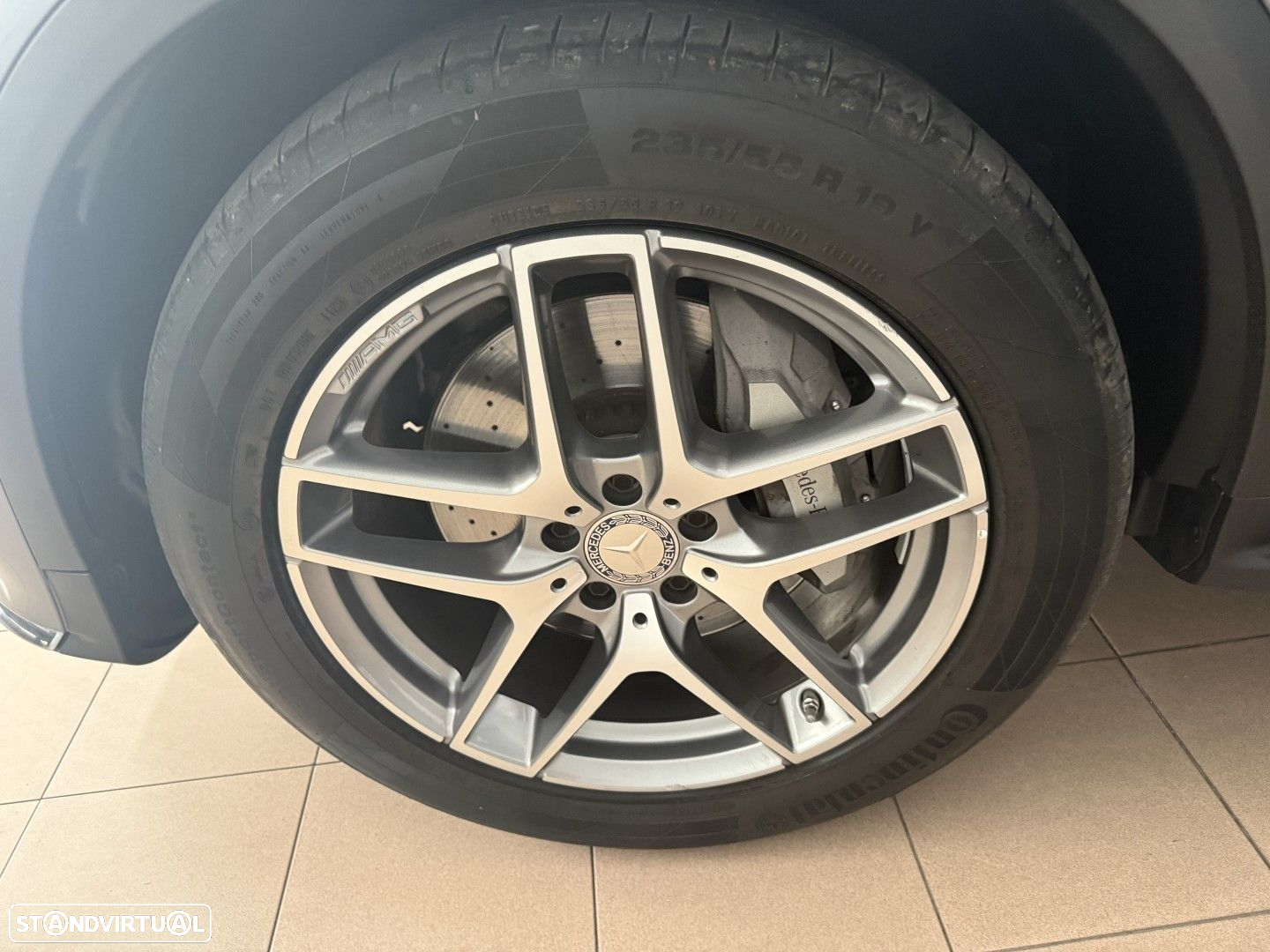 Mercedes-Benz GLC 250 d 4Matic 9G-TRONIC AMG Line - 27