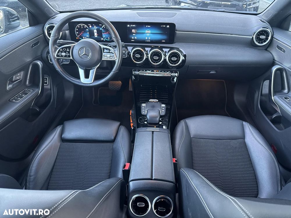 Mercedes-Benz CLA - 16