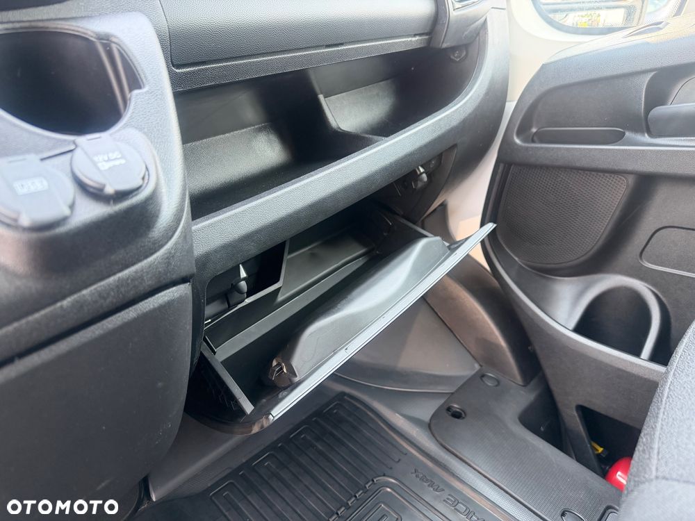 Toyota Proace Max - 23