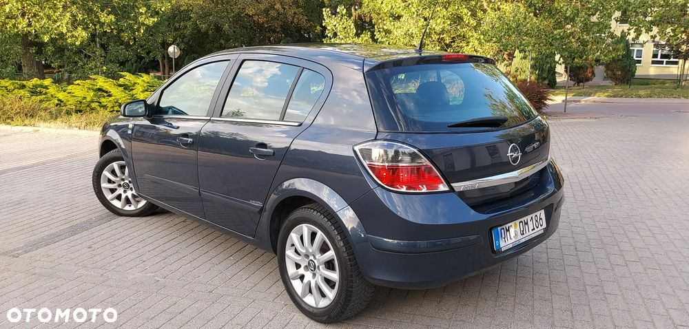 Opel Astra 1.8 Edition - 14