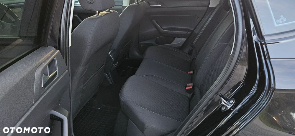 Volkswagen Polo 1.6 TDI SCR UNITED - 8