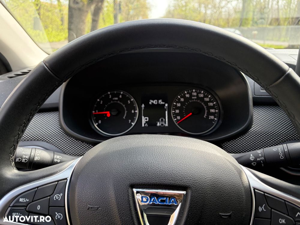 Dacia Logan TCe 90 CVT Expression - 5