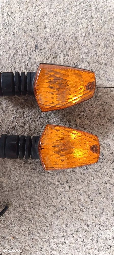 YAMAHA bulldog bt 1100 LAMPA PRZÓD REFLEKTOR UCHWYT - 12
