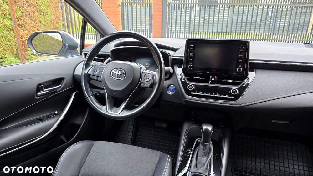 Toyota Corolla 1.8 Hybrid Selection - 34