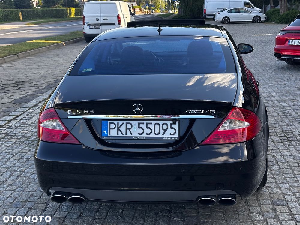 Mercedes-Benz CLS - 16