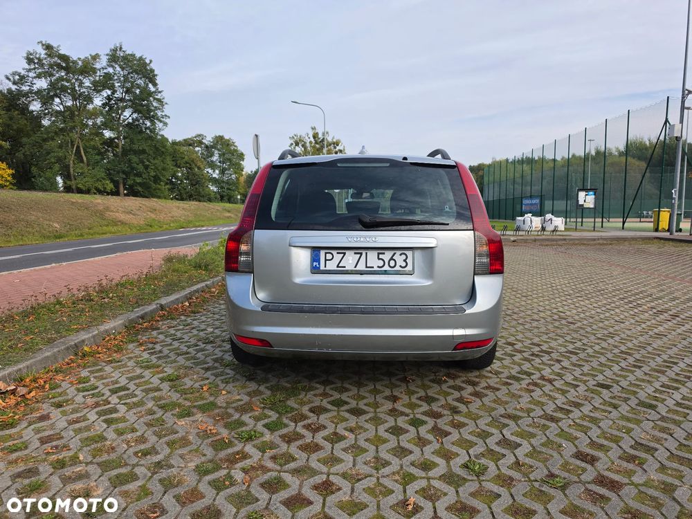 Volvo V50 2007 photo 4