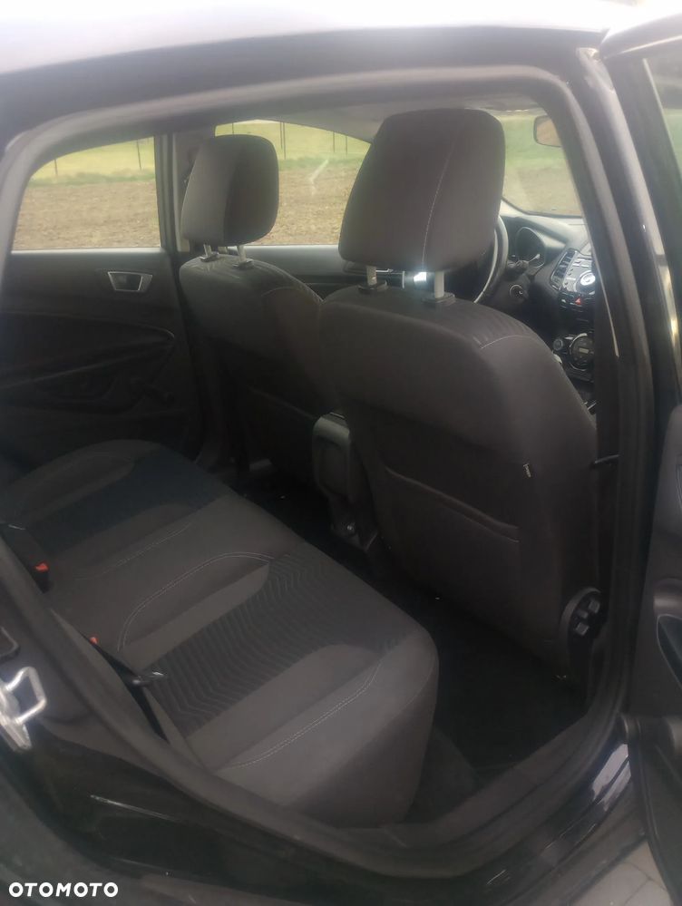 Ford Fiesta 1.0 EcoBoost Titanium - 17