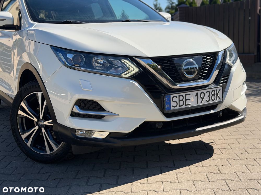 Nissan Qashqai 1.2 DIG-T N-Connecta EU6 - 22
