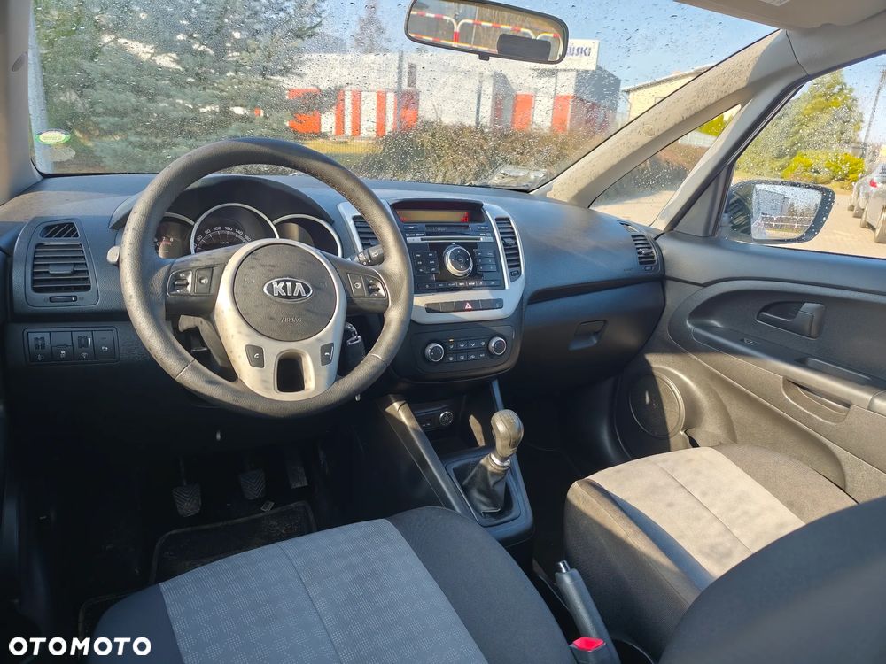 Kia Venga 1.4 CVVT Attract - 10