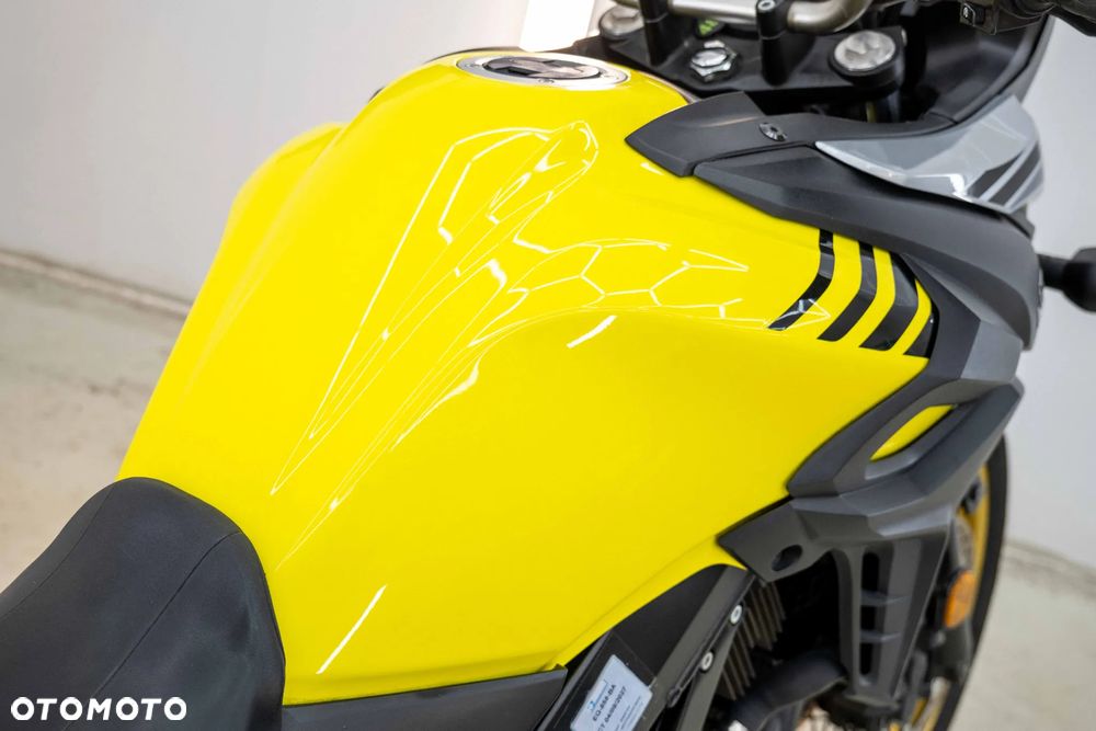 Suzuki V-STROM - 22