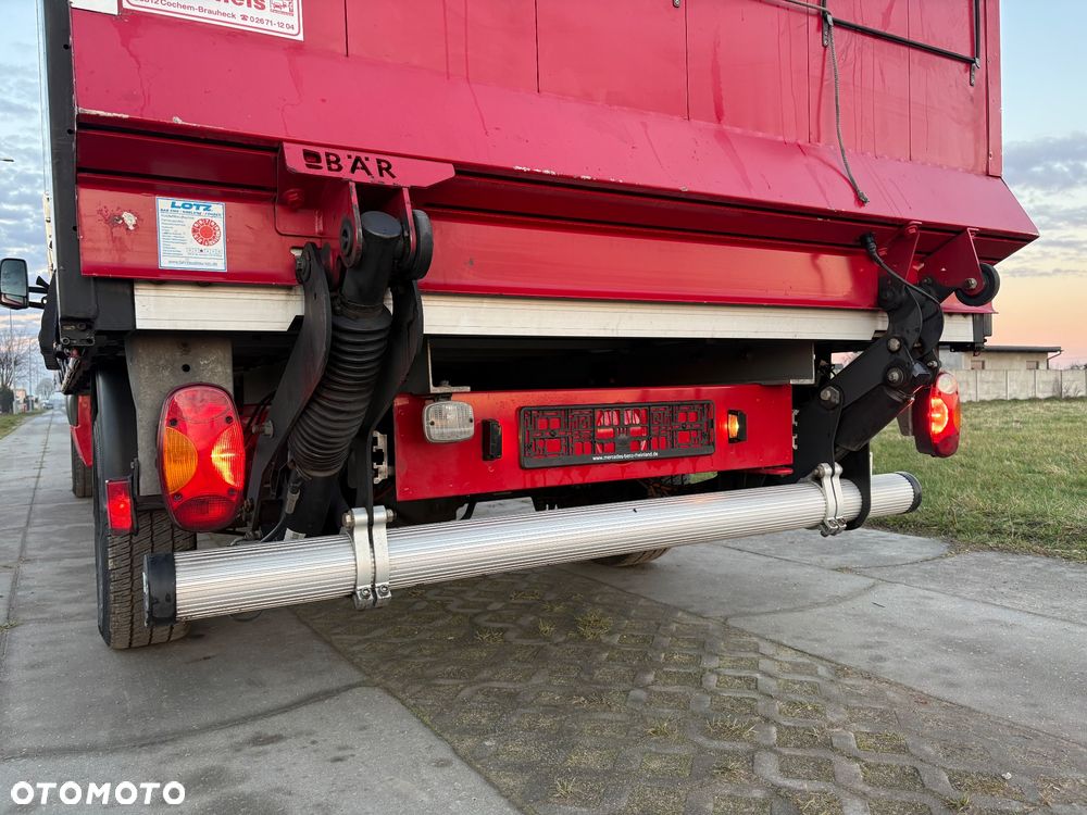 Mercedes-Benz Sprinter - 13