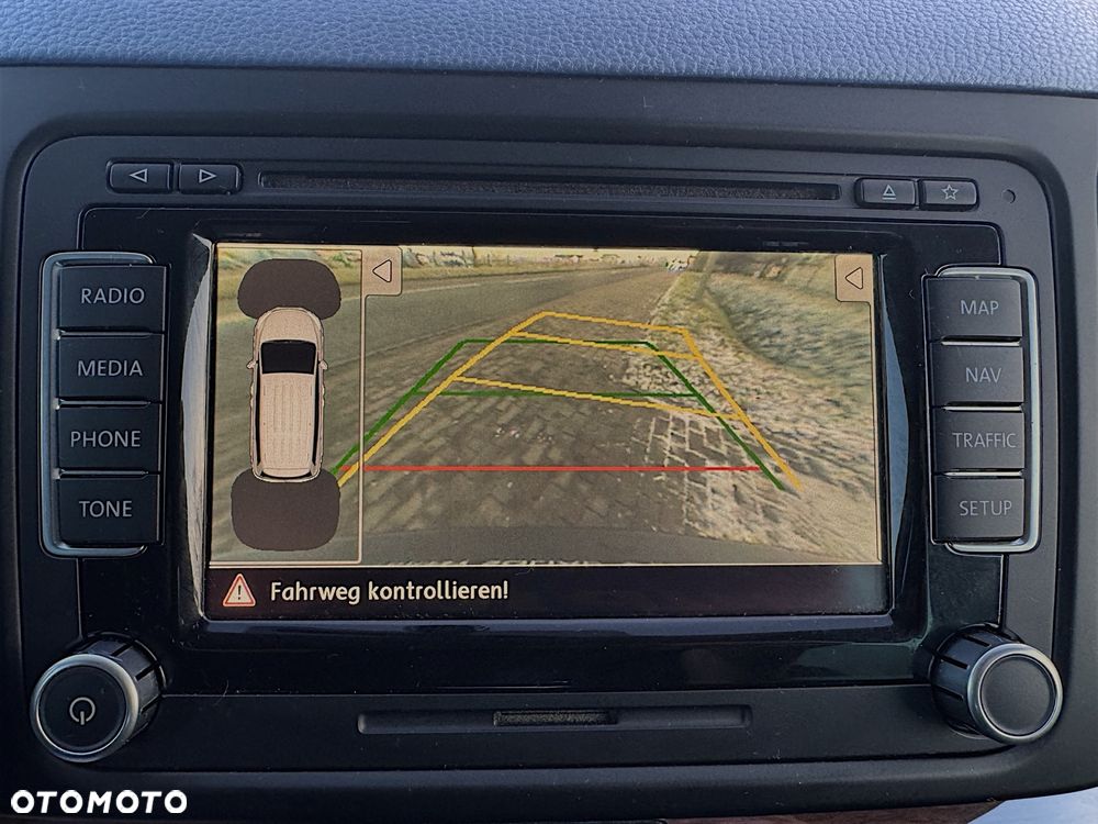 Volkswagen Sharan 2.0 TDI Exclusive Edition - 25