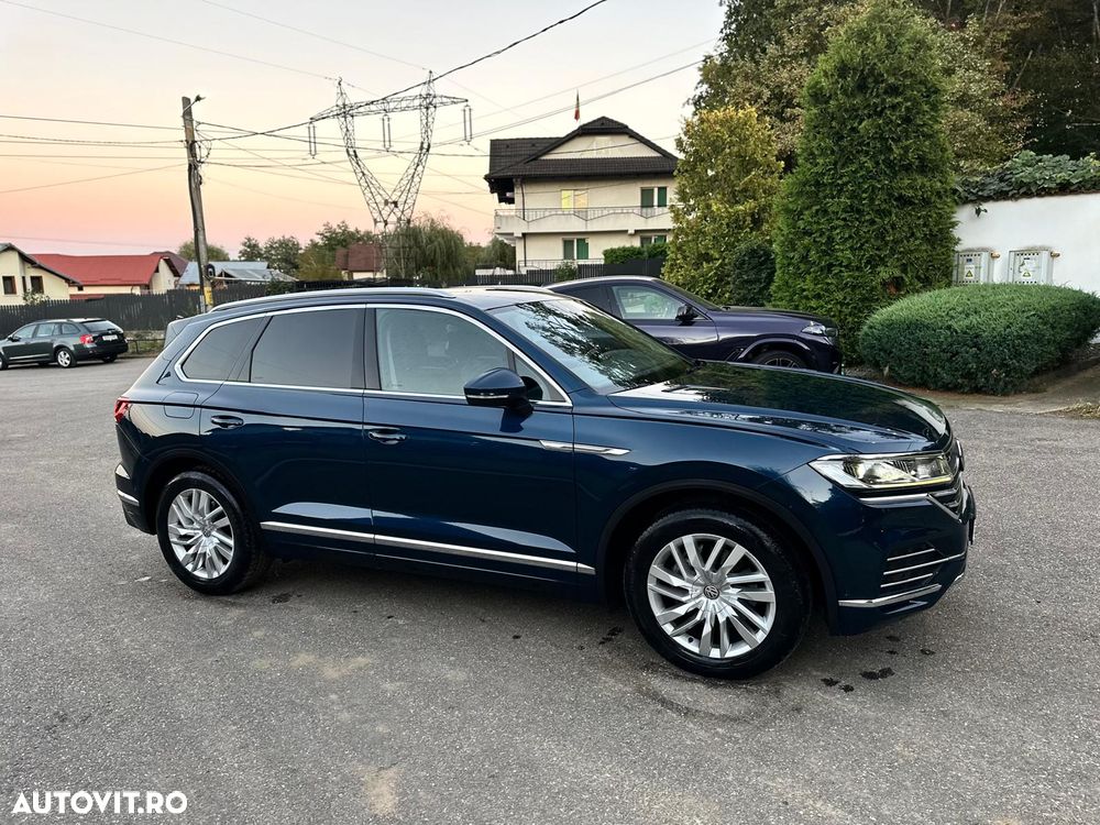 Volkswagen Touareg 3.0 V6 TDI SCR 4Motion Automatik - 35
