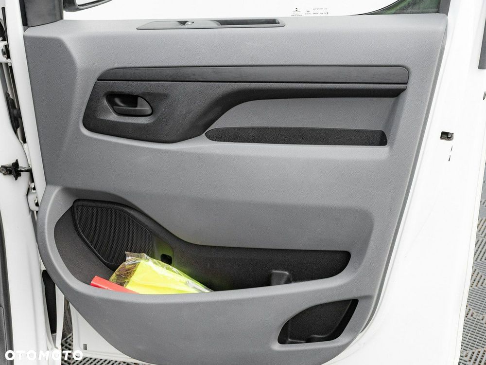 Toyota ProAce Kombi 2.0 D-4D Long 2,8t - 19