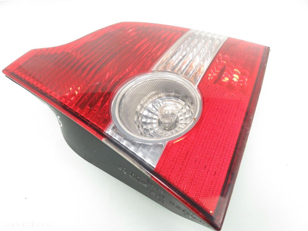 LAMPA PRAWA TYLNA VOLVO S40 II 30698913 - 9