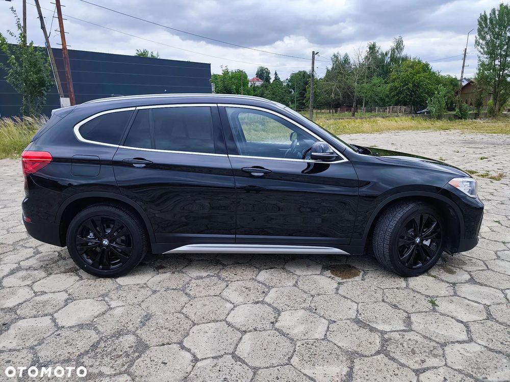 BMW X1 xDrive28i xLine - 3