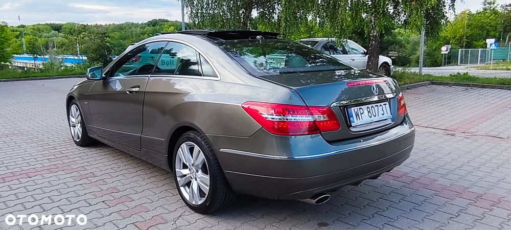 Mercedes-Benz Klasa E - 31