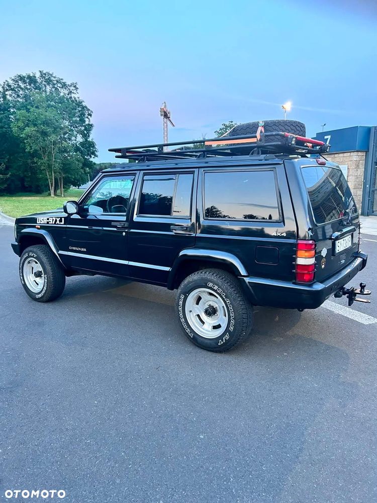Jeep Cherokee 4.0 - 3