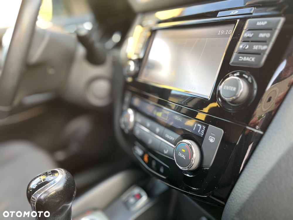Nissan Qashqai 1.2 DIG-T N-Connecta - 15