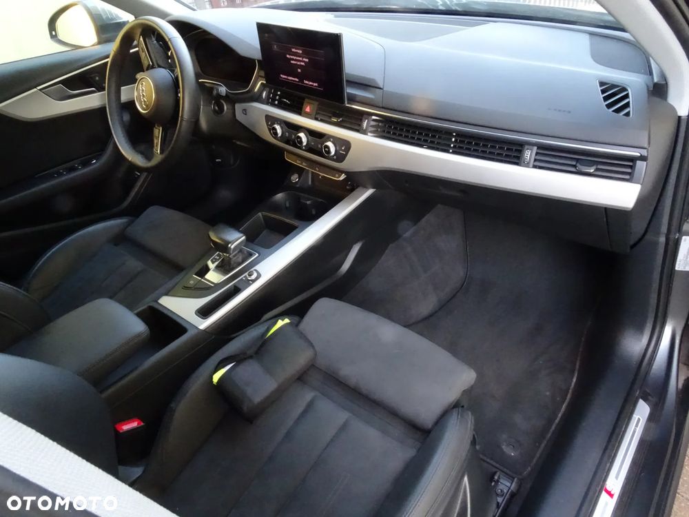 Audi A4 Avant 35 TDI S tronic - 12