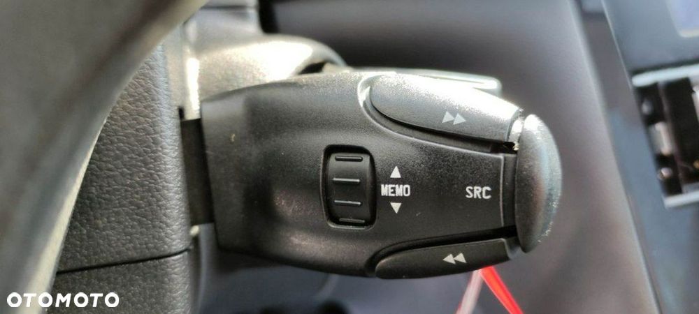 Peugeot 3008 HDi 150 Active - 32