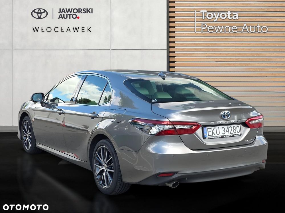 Toyota Camry 2.5 Hybrid Executive CVT - 3