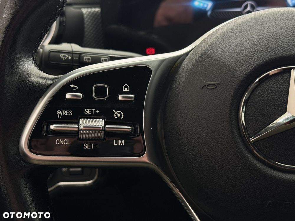 Mercedes-Benz CLA - 22