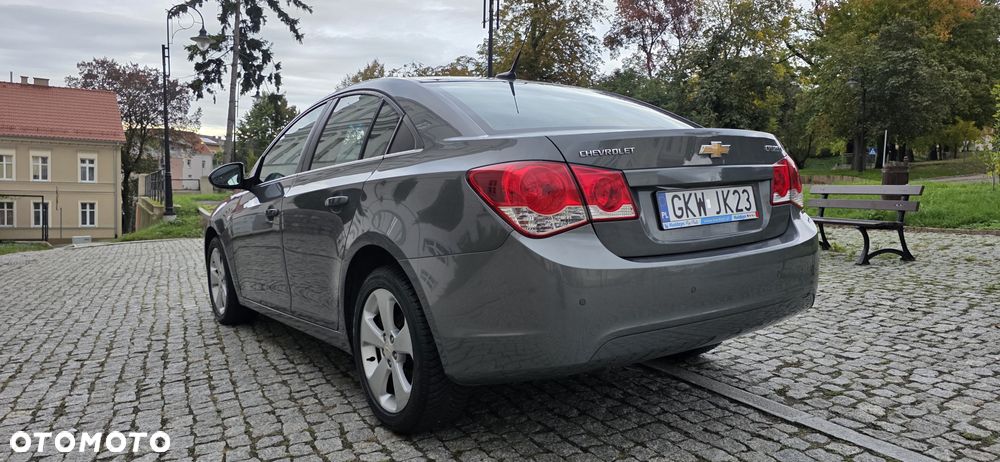 Chevrolet Cruze 1.8 LT+ - 6