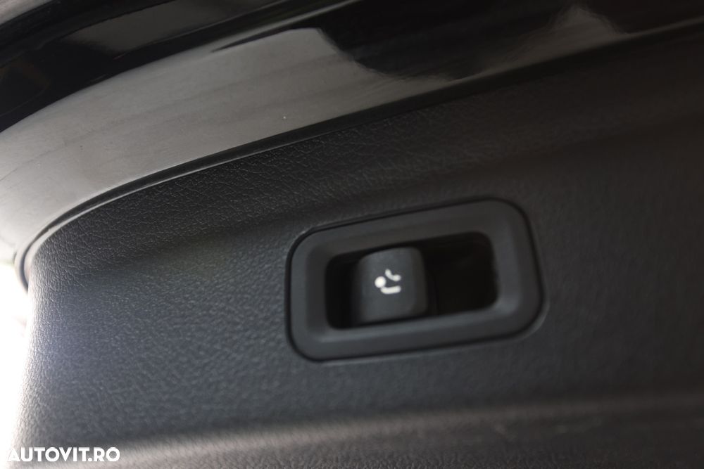 Mercedes-Benz GLE 350 d 4MATIC 9G-TRONIC AMG Line - 33